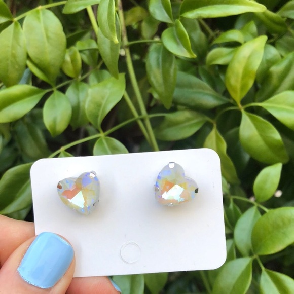White Aurora Borealis Crystal Heart Earrings - Picture 4 of 4